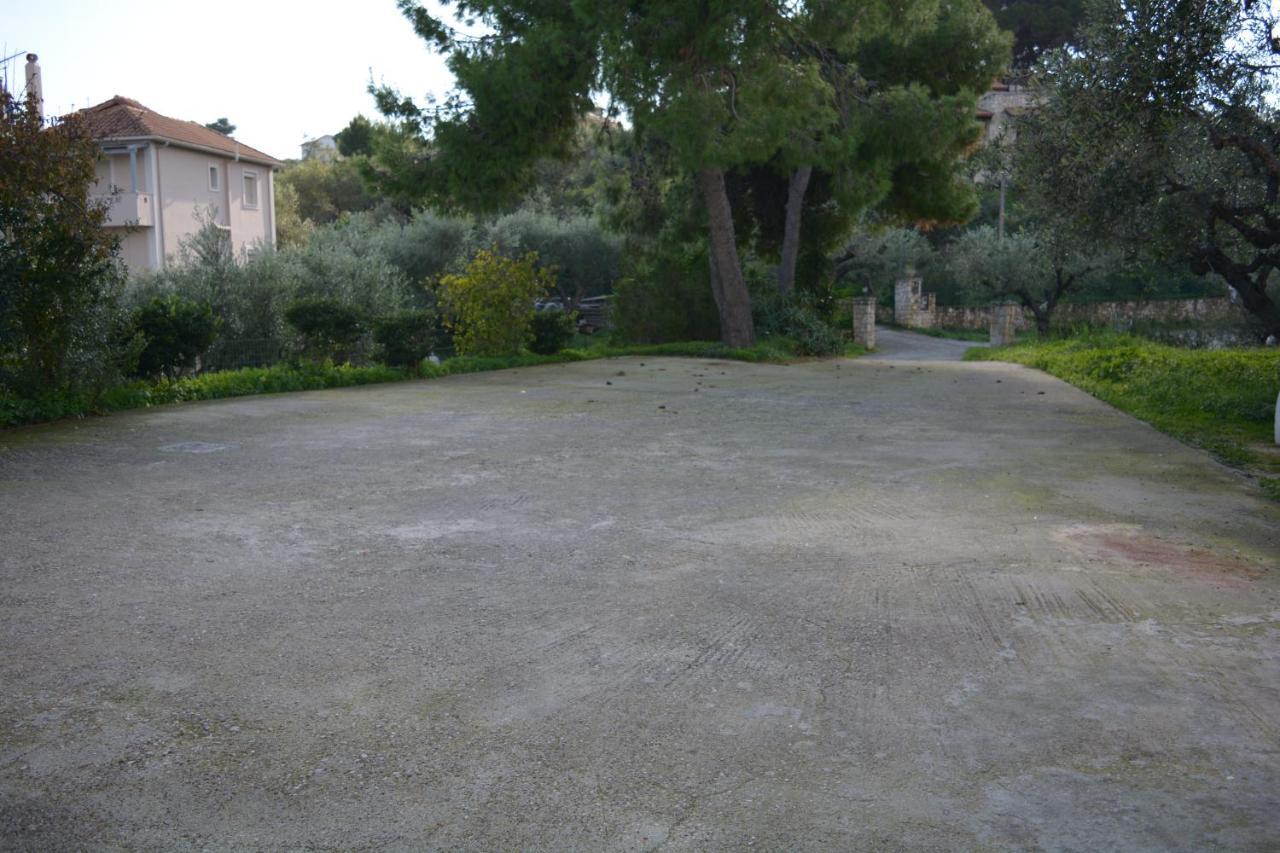 Fiore Rooms Akrotiri  外观 照片